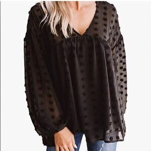 Entro "Love is catching" Polka Dot Blouse M NWT